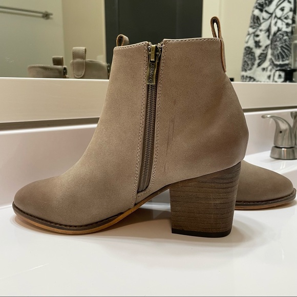 ARider Girl Stacked Leather Heel - Picture 3 of 5